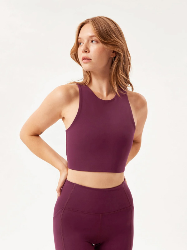 DYLAN - Plus Size Top fra Girlfriend Collective