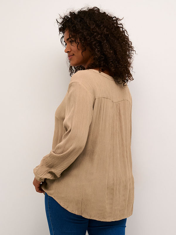 KCAMI - Plus Size Blouse fra Kaffe Curve