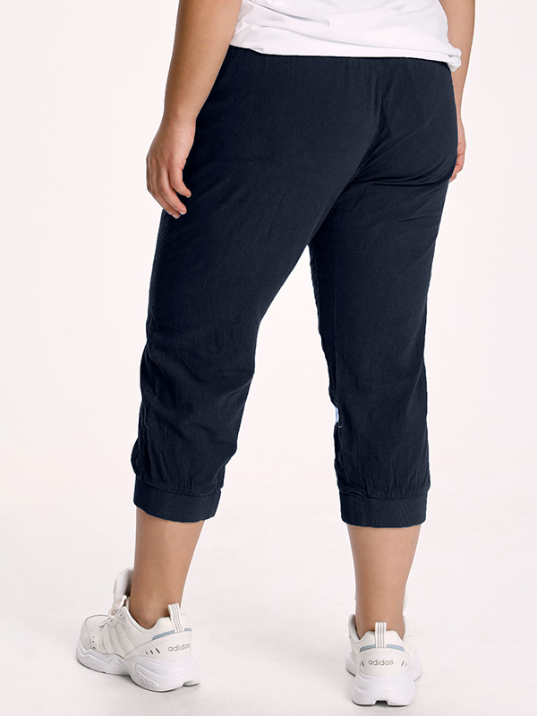 NANA  - Plus Size Broek fra Kaffe Curve
