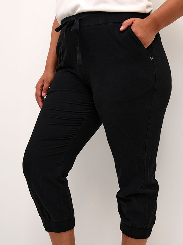 NANA  - Plus Size Broek fra Kaffe Curve