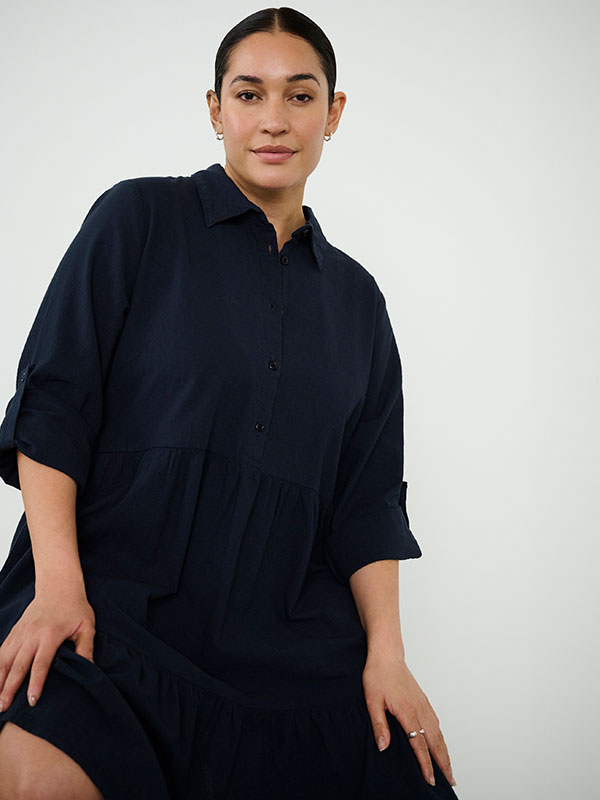 NANA  - Plus Size Jurk fra Kaffe Curve