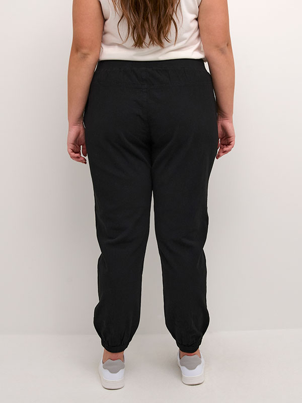 NANA - Plus Size Broek fra Kaffe Curve
