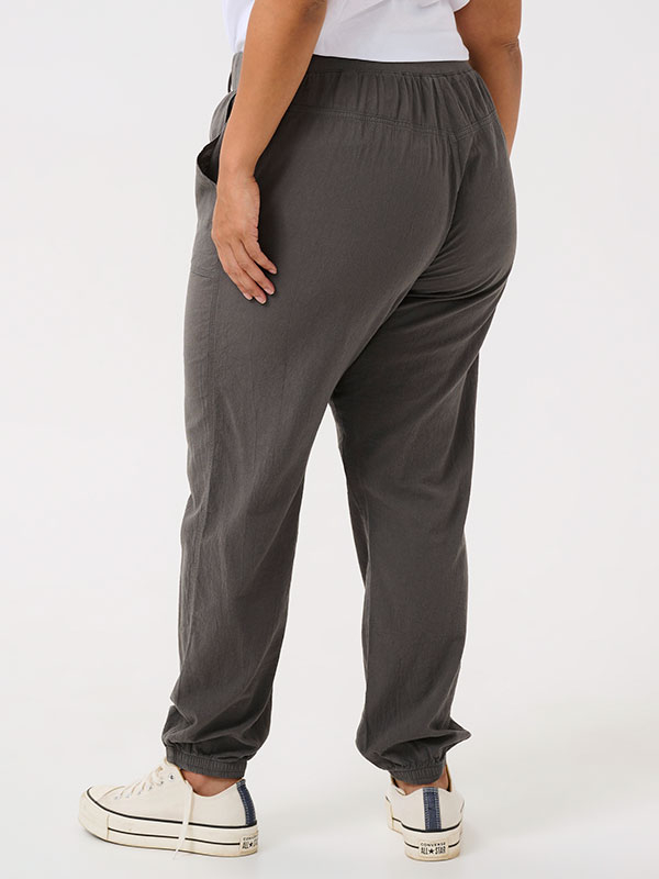 KCNANA - Plus Size Broek fra Kaffe Curve