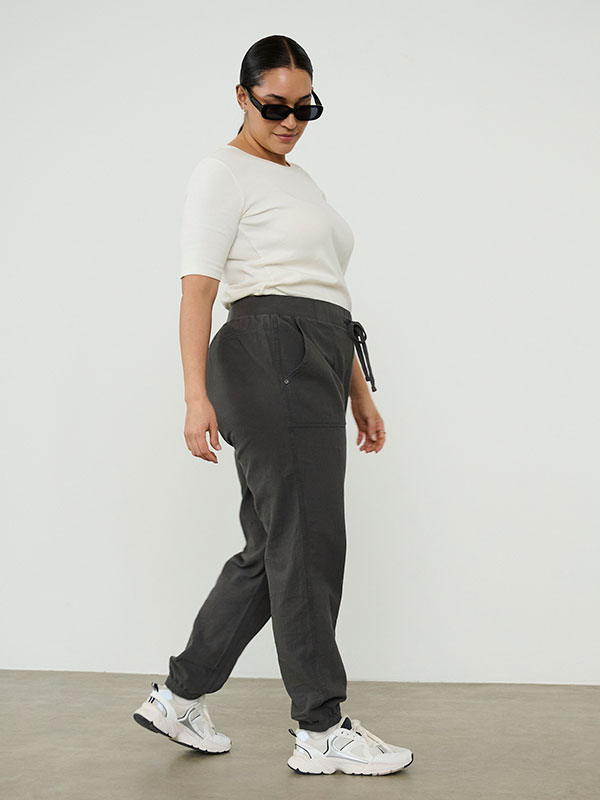 KCNANA - Plus Size Broek fra Kaffe Curve