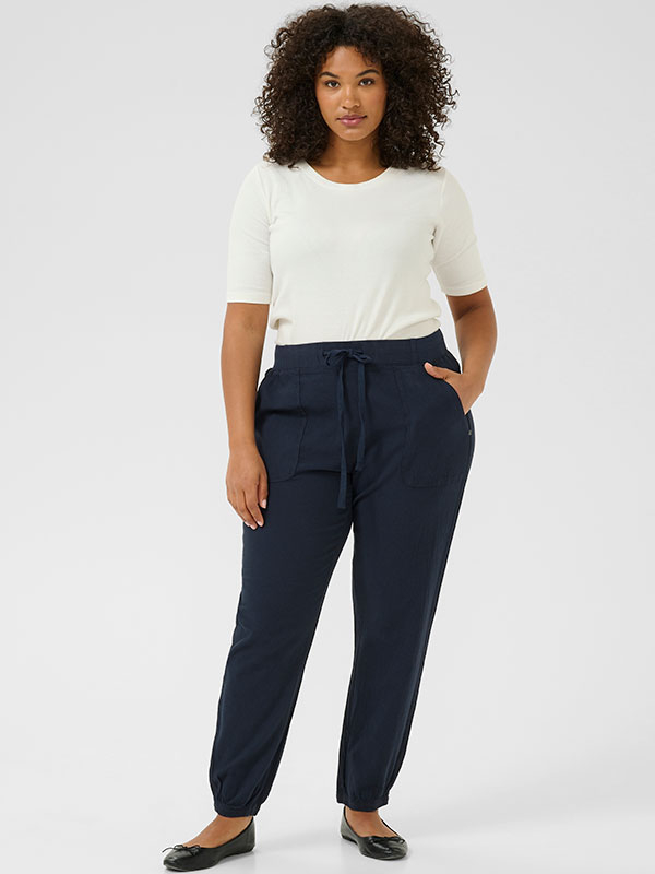 KCNANA - Plus Size Broek fra Kaffe Curve