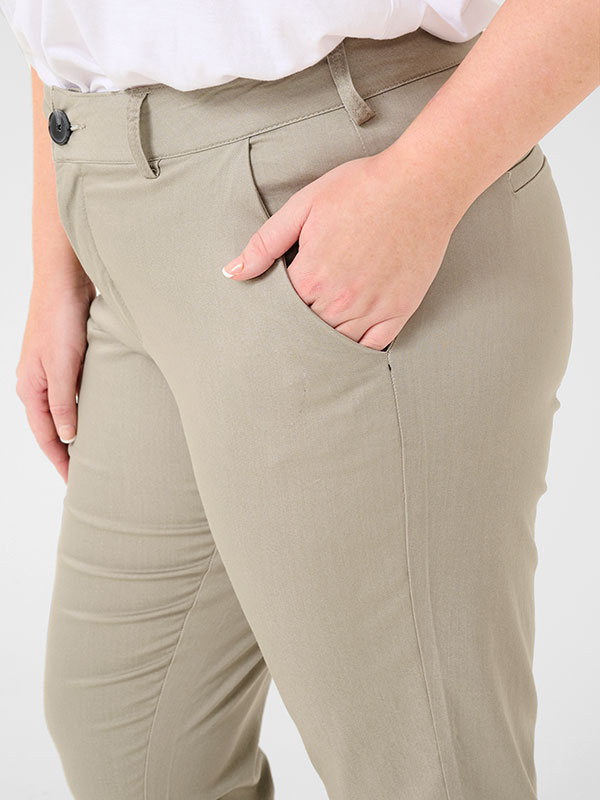 KCLEANA - Plus Size Broek fra Kaffe Curve