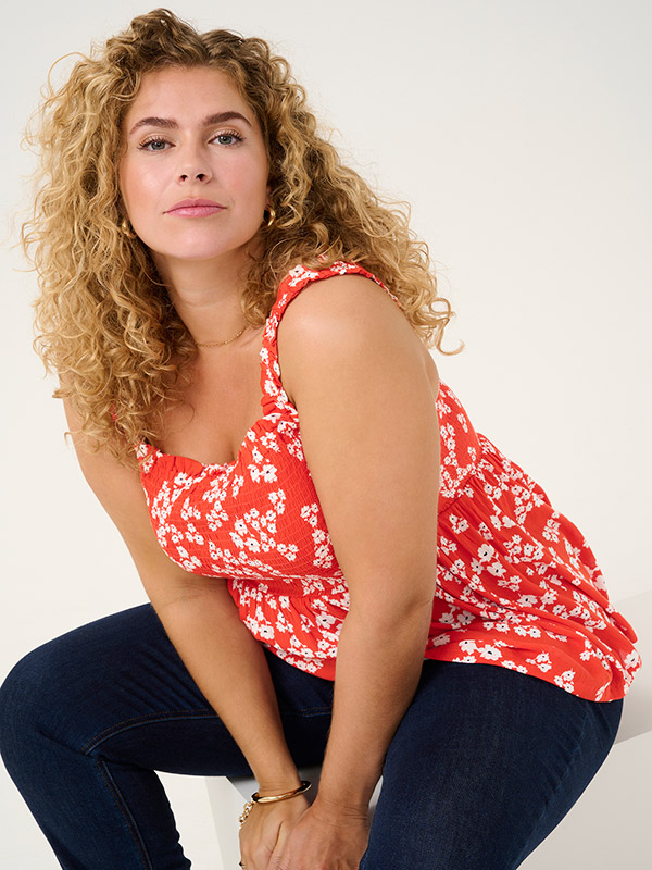 KCAMI - Plus Size Top fra Kaffe Curve