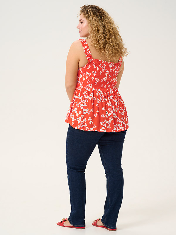 KCAMI - Plus Size Top fra Kaffe Curve