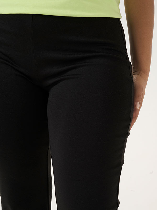 KCJENNA - Plus Size Broek fra Kaffe Curve