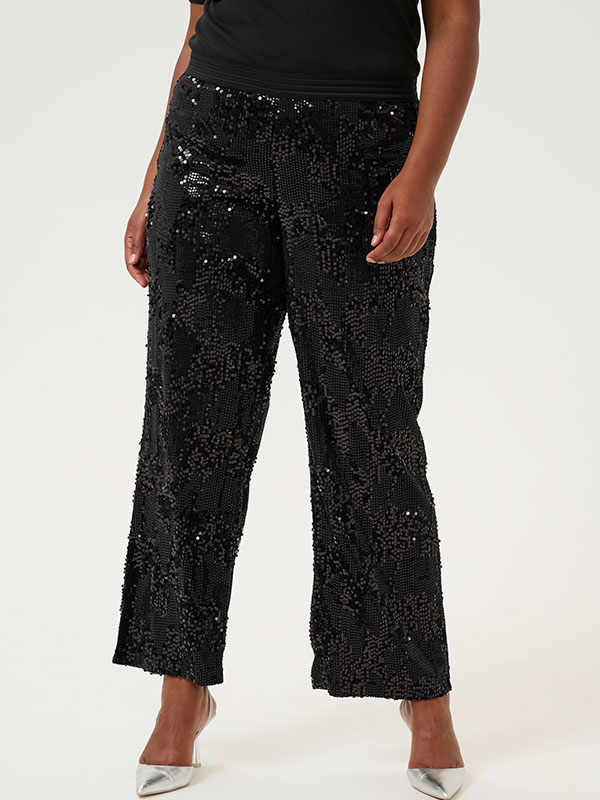 KCNICOLEEN - Plus Size Broek fra Kaffe Curve