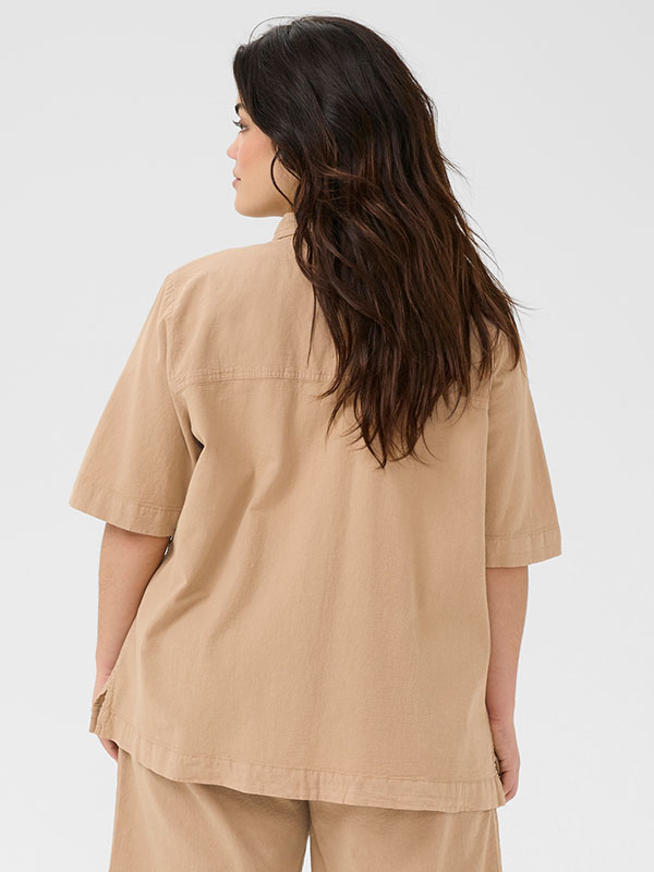 KCNANA - Plus Size Overhemd fra Kaffe Curve