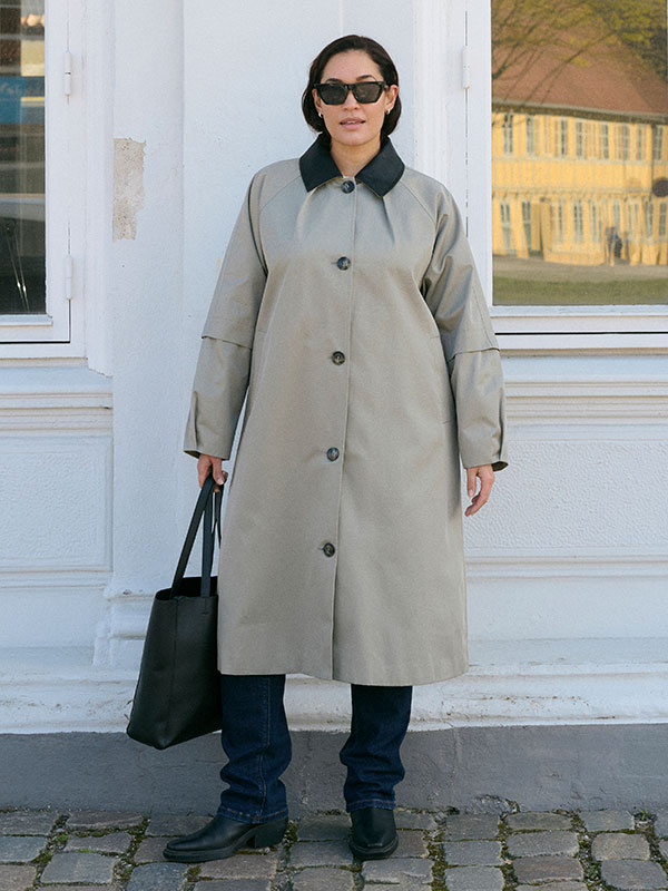 KCSANNA - Plus Size Jas fra Kaffe Curve