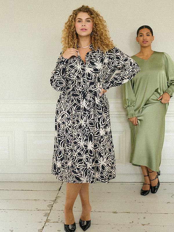 KCHALIAH - Plus Size Jurk fra Kaffe Curve
