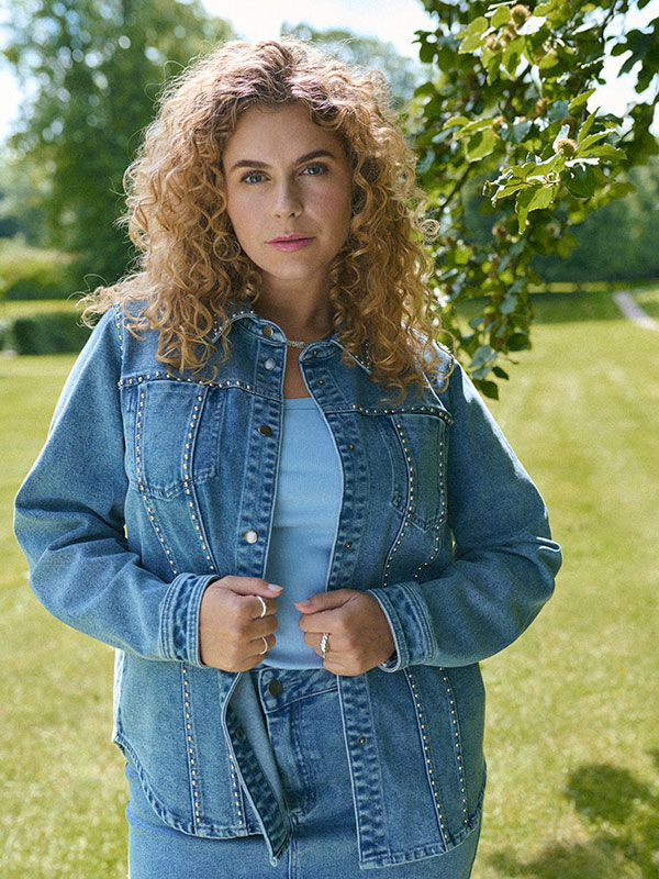 KCDARINA - Plus Size Jas fra Kaffe Curve