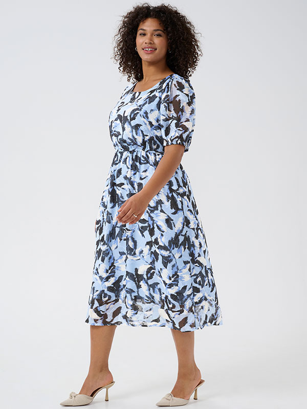 KCELONA - Plus Size Jurk fra Kaffe Curve
