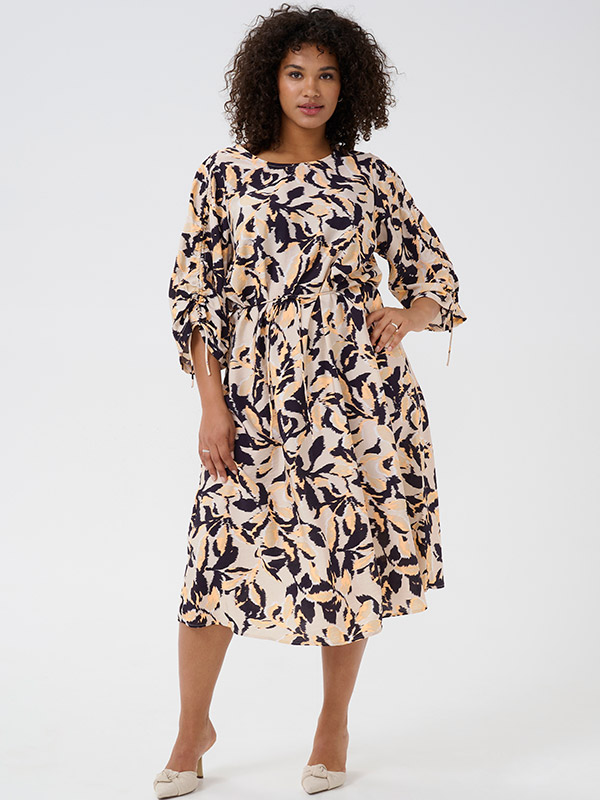 KCPACA - Plus Size Jurk fra Kaffe Curve
