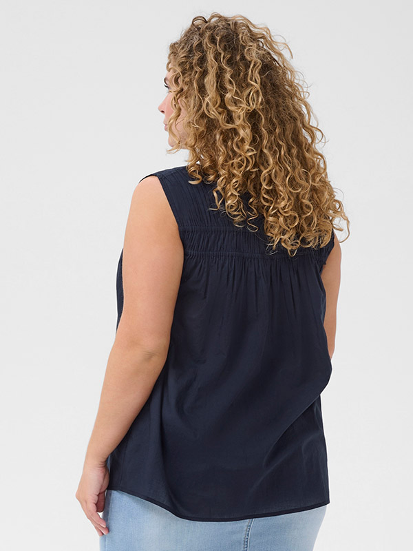 KCTHIA - Plus Size Top fra Kaffe Curve