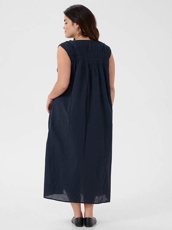 KCTHIA - Plus Size Jurk fra Kaffe Curve