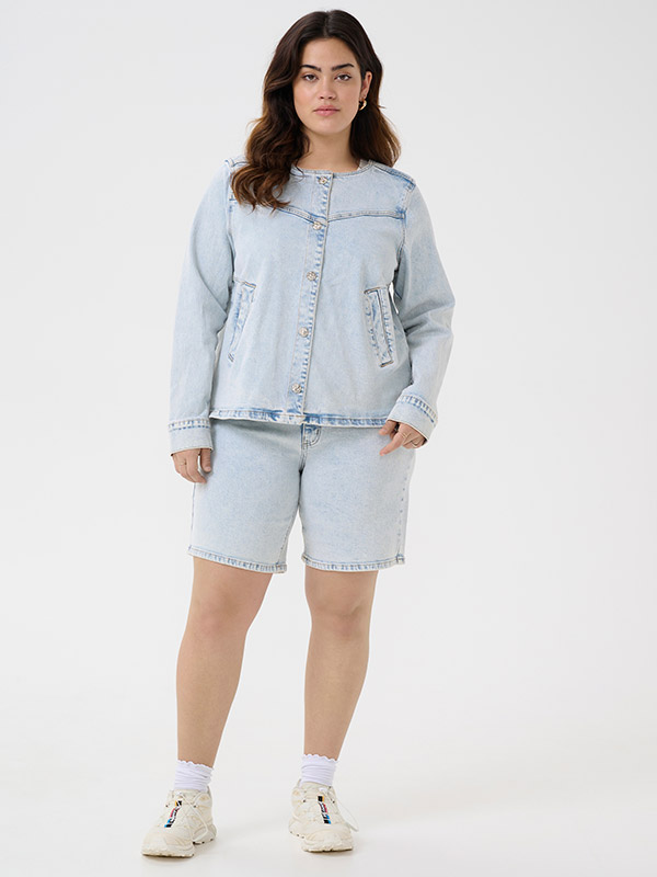 KCMAIA - Plus Size Shorts fra Kaffe Curve