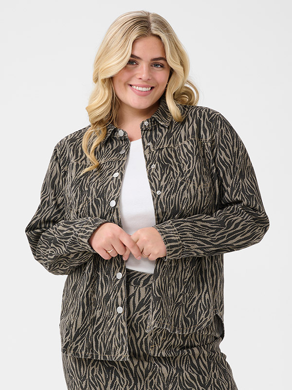 KCLEONOMA - Plus Size Jas fra Kaffe Curve