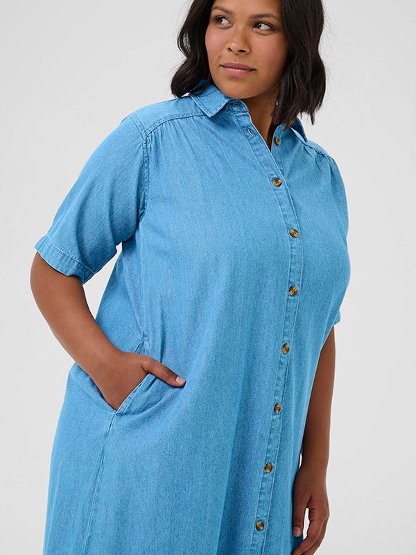 KCLOUISA - Plus Size Jurk fra Kaffe Curve