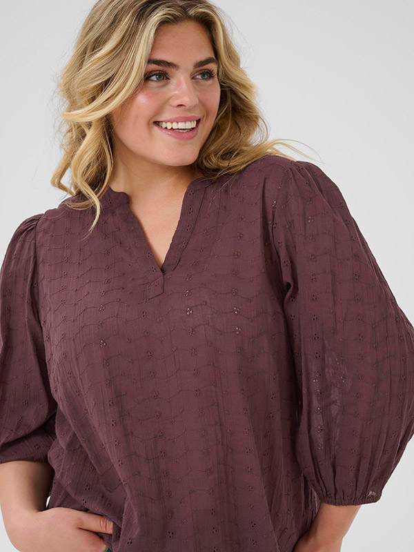 KCMAIA - Plus Size Blouse fra Kaffe Curve
