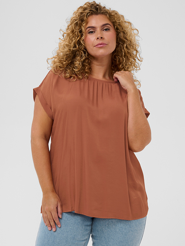 KCMILIA - Plus Size Blouse fra Kaffe Curve