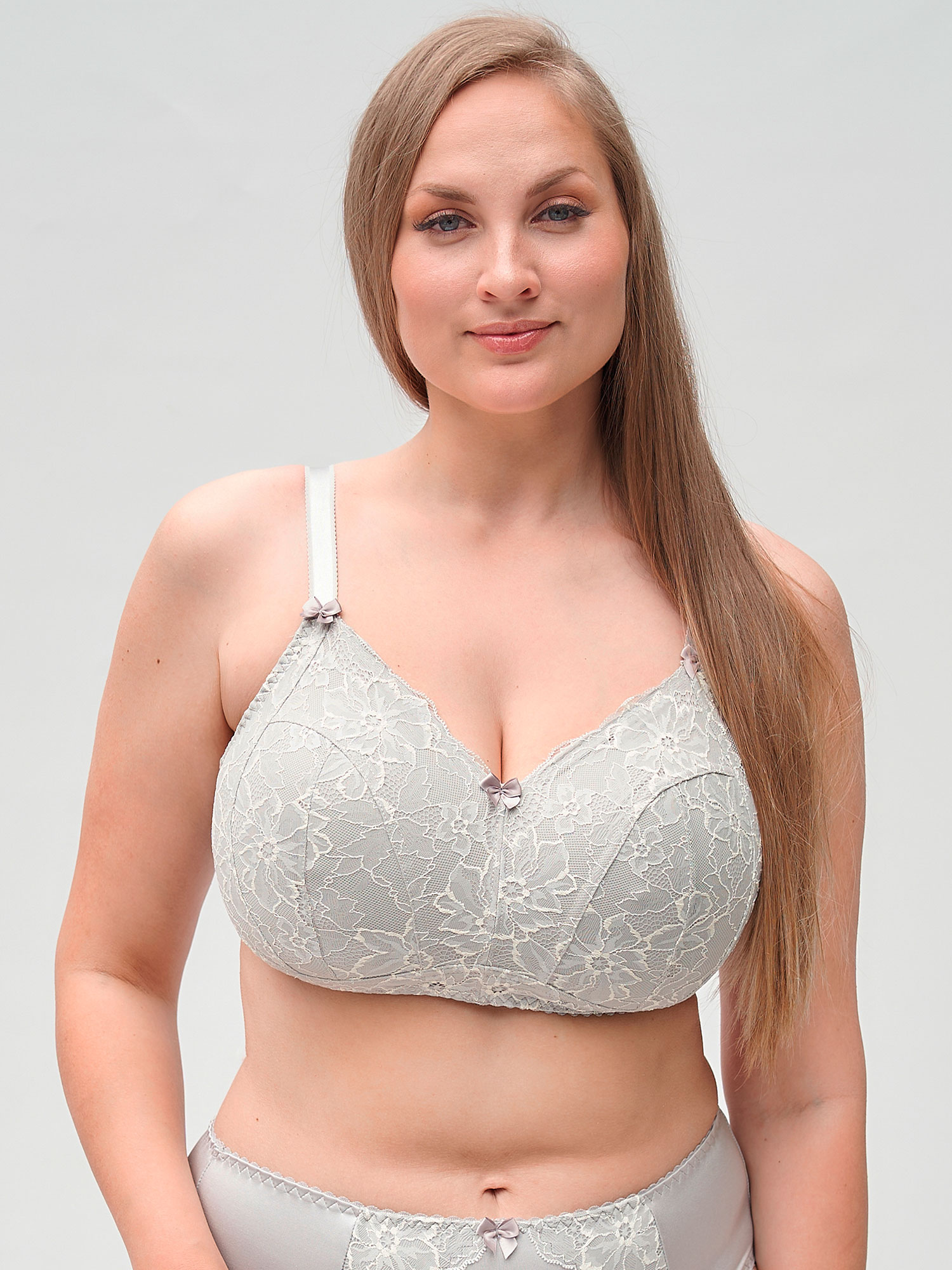 GRACE WIRELESS - Plus Size Bh zonder beugel fra Plaisir