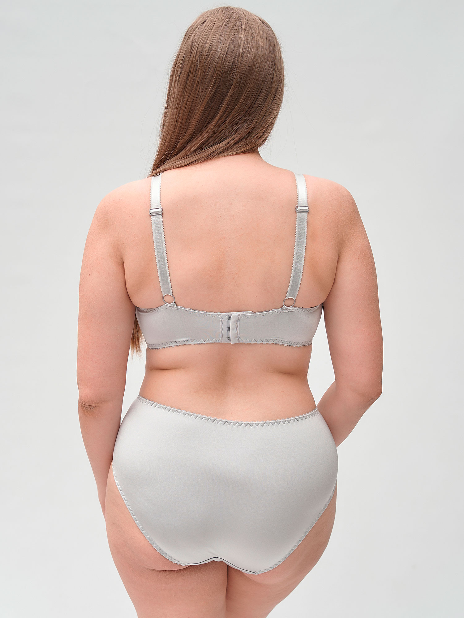 GRACE WIRELESS - Plus Size Bh zonder beugel fra Plaisir