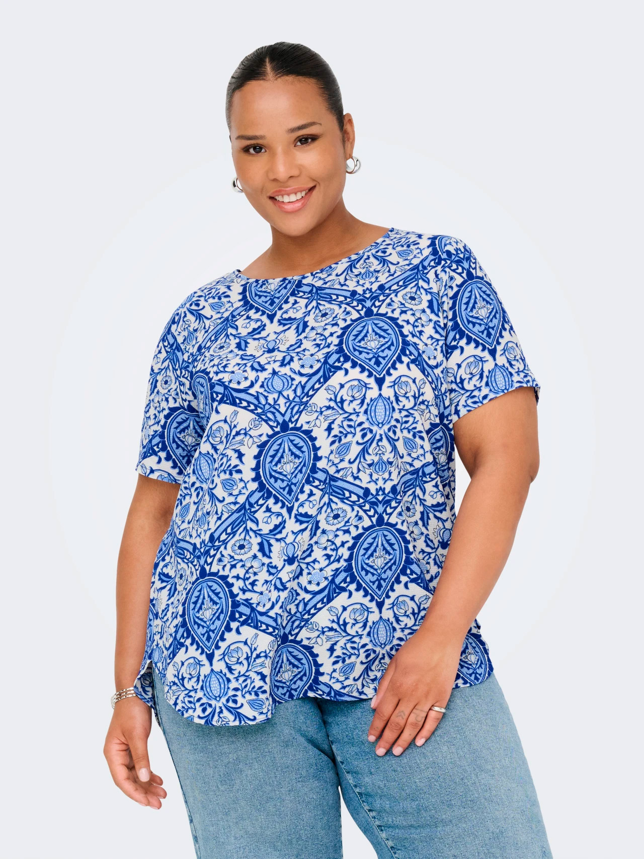 CARVICA - Plus Size Blouse fra Only Carmakoma
