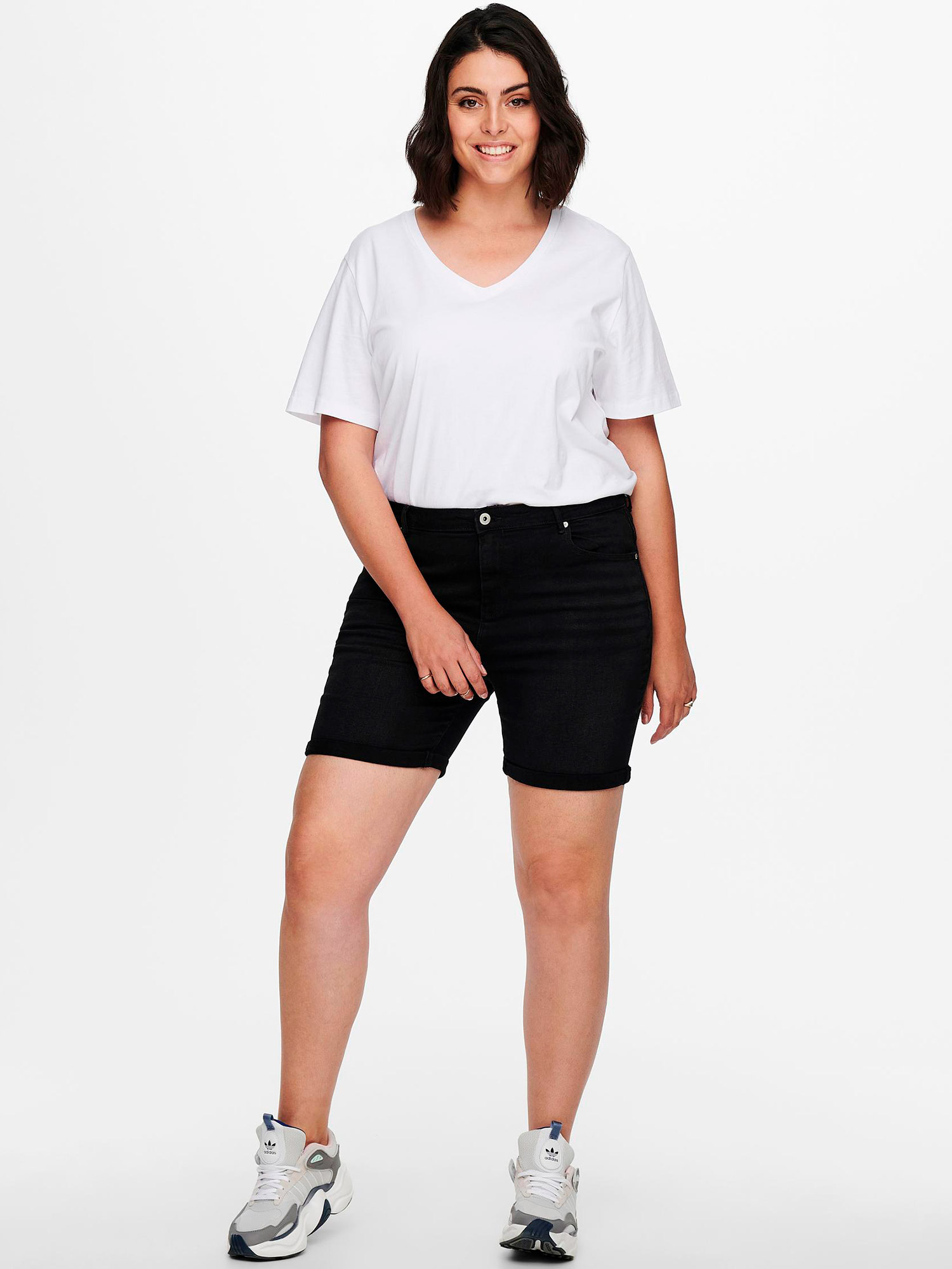 CARLAOLA  - Plus Size Shorts fra Only Carmakoma
