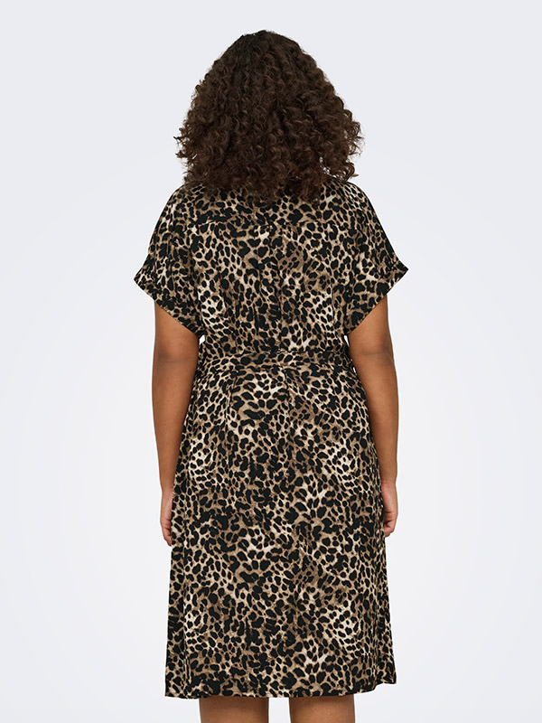 CARDIEGA - Plus Size Jurk fra Only Carmakoma