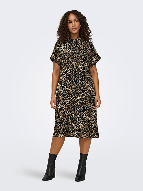 CARDIEGA - Plus Size Jurk fra Only Carmakoma