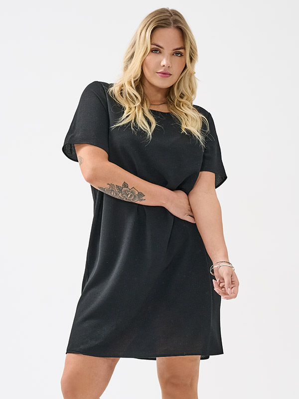 LUX  - Plus Size Jurk fra Only Carmakoma
