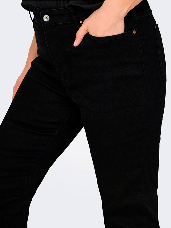 CARSUI - Plus Size Jeans fra Only Carmakoma