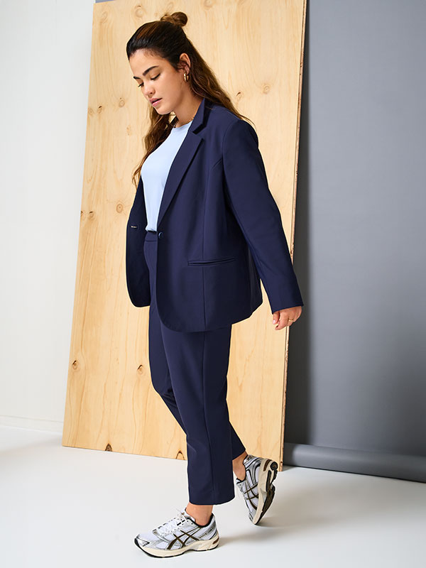 CARTRAVEL - Plus Size Broek fra Only Carmakoma