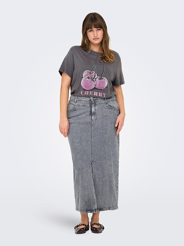 CARMIKO - Plus Size T-shirt fra Only Carmakoma