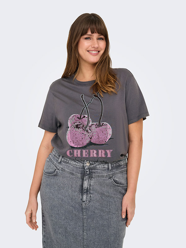 CARMIKO - Plus Size T-shirt fra Only Carmakoma