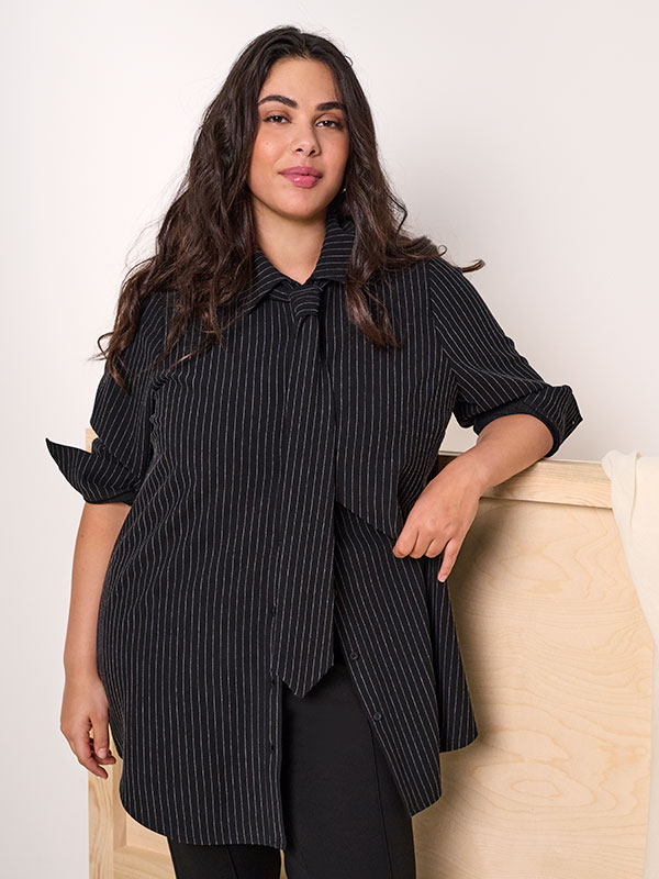 CARLISA - Plus Size Overhemd fra Only Carmakoma
