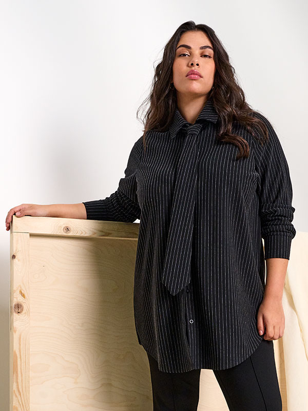 CARLISA - Plus Size Overhemd fra Only Carmakoma