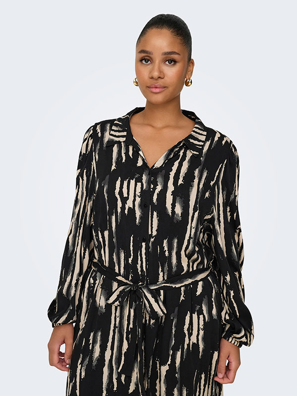 CARMIKAELA - Plus Size Jurk fra Only Carmakoma