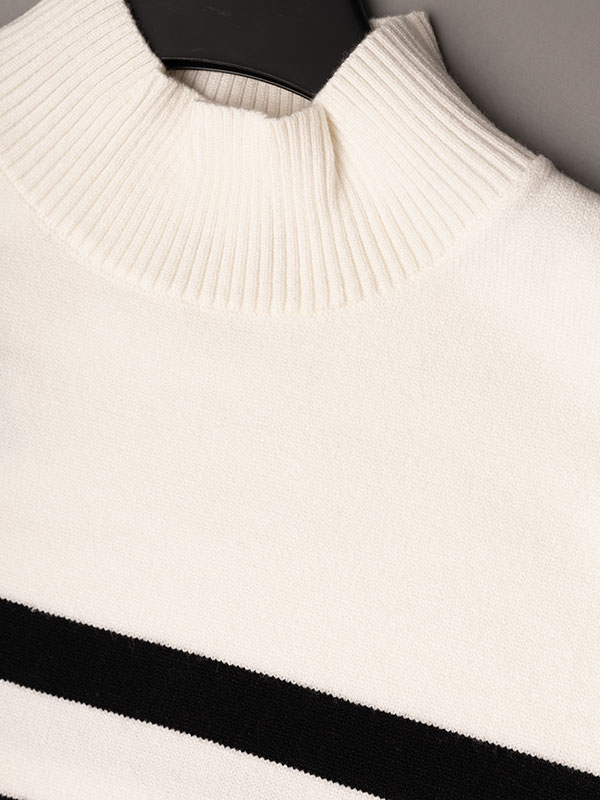CARBARI - Plus Size Sweater fra Only Carmakoma