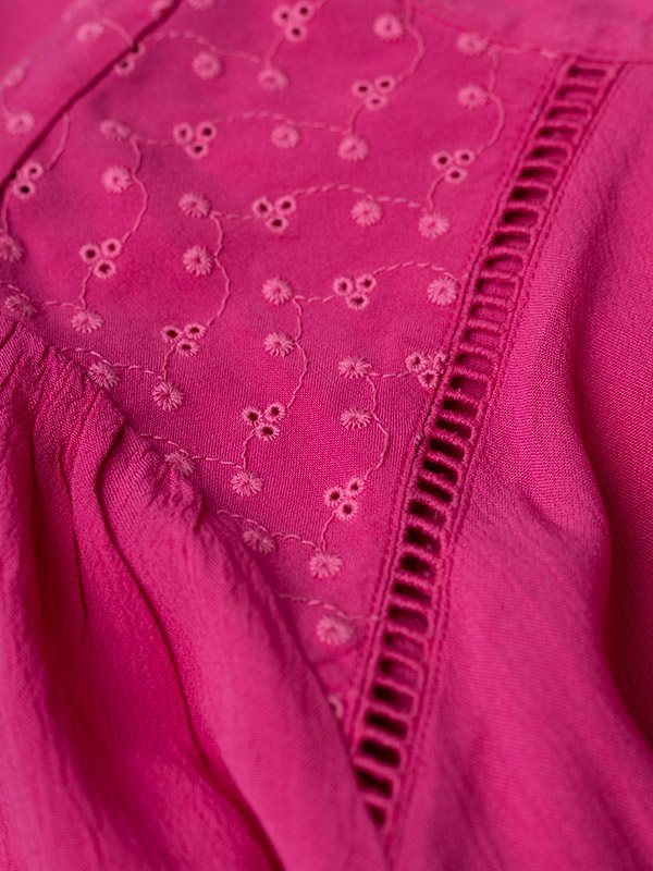 CARADZO - Plus Size Blouse fra Only Carmakoma