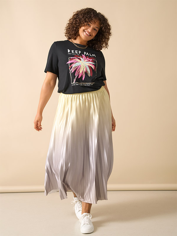 CARPETAL - Plus Size Skirt fra Only Carmakoma