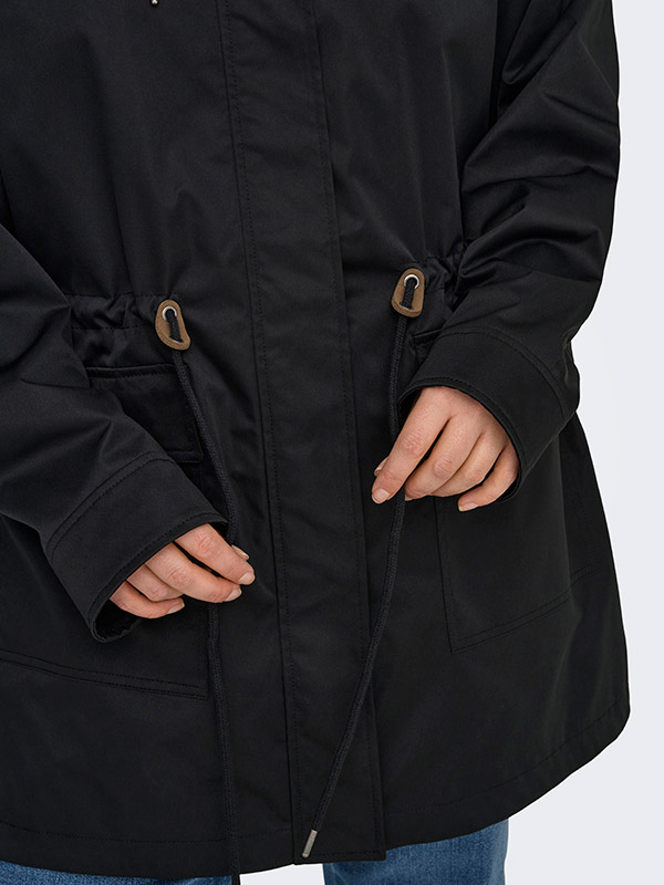 CARLOUISE - Plus Size Jas fra Only Carmakoma