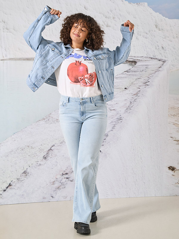 CARWILLY - Plus Size Jeans fra Only Carmakoma