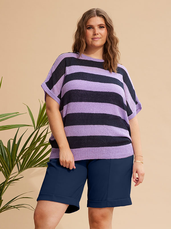 LUCIA - Plus Size Shorts fra Zhenzi