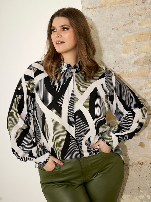 BOBY - Plus Size Overhemd fra Zhenzi
