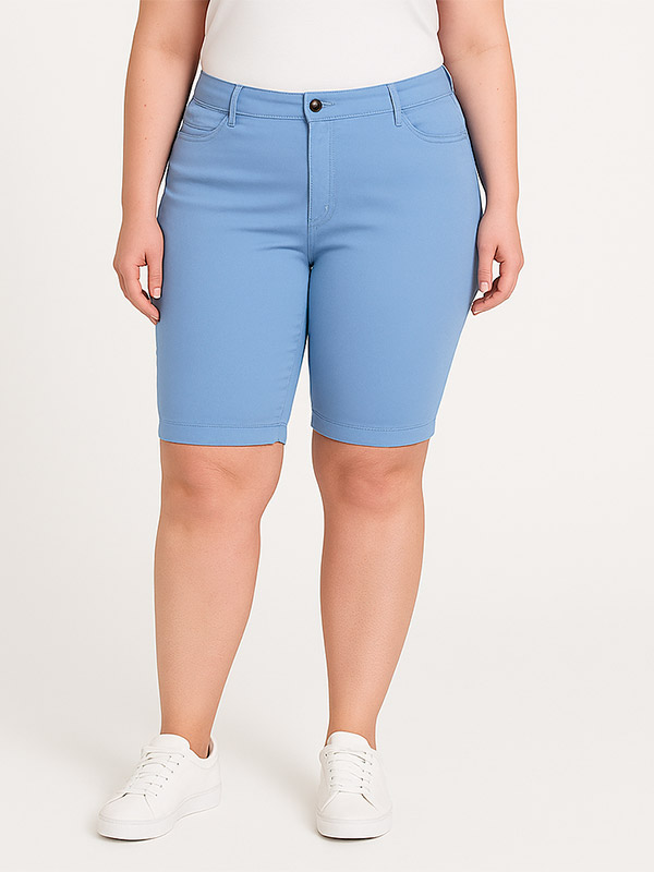 STEP - Plus Size Shorts fra Zhenzi