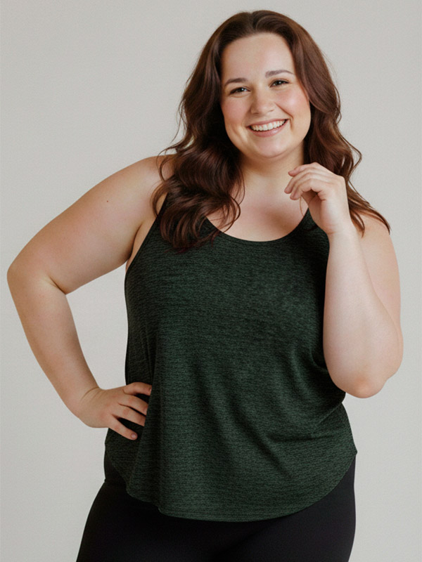 TRAIN RELAXED TANK - Plus Size Trainingsblouse fra Girlfriend Collective